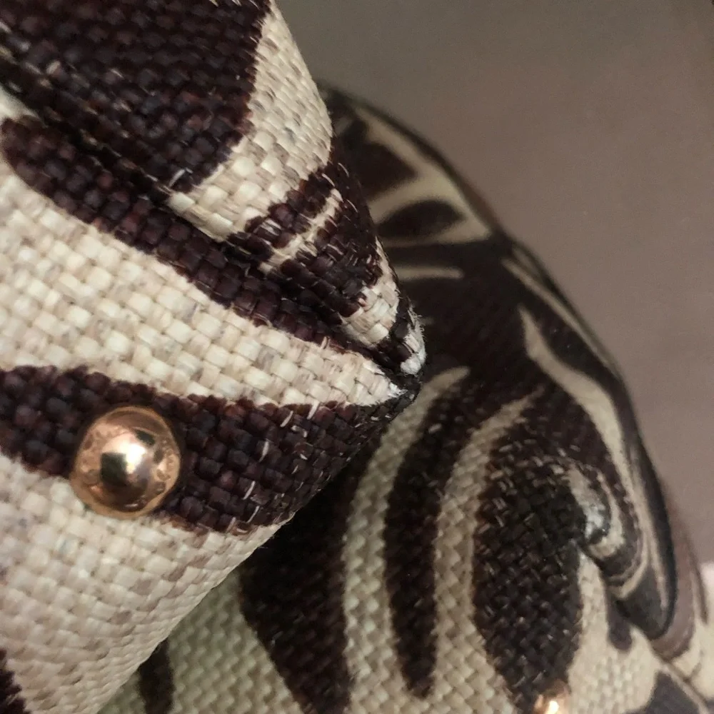 Salvatore Ferragamo cruise collection raffia bag - Picture 6 of 9